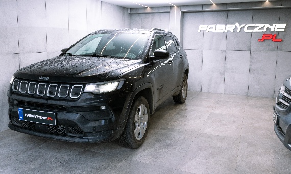 Jeep Compass 2021–2025 z rynku USA? Zyskaj pełen komfort dzięki polskiemu menu i europejskim standardom