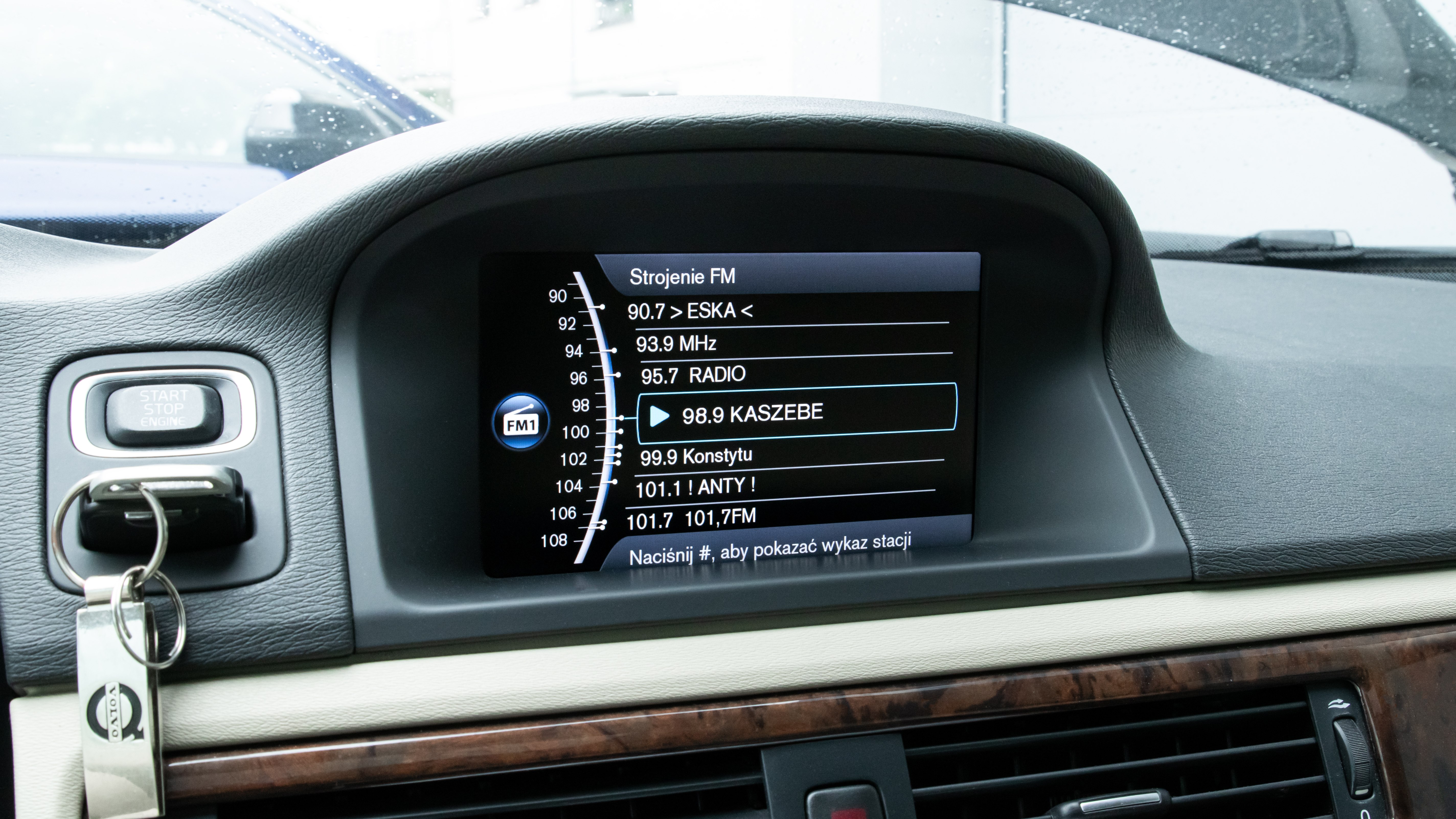 Volvo XC70 synteza radiowa