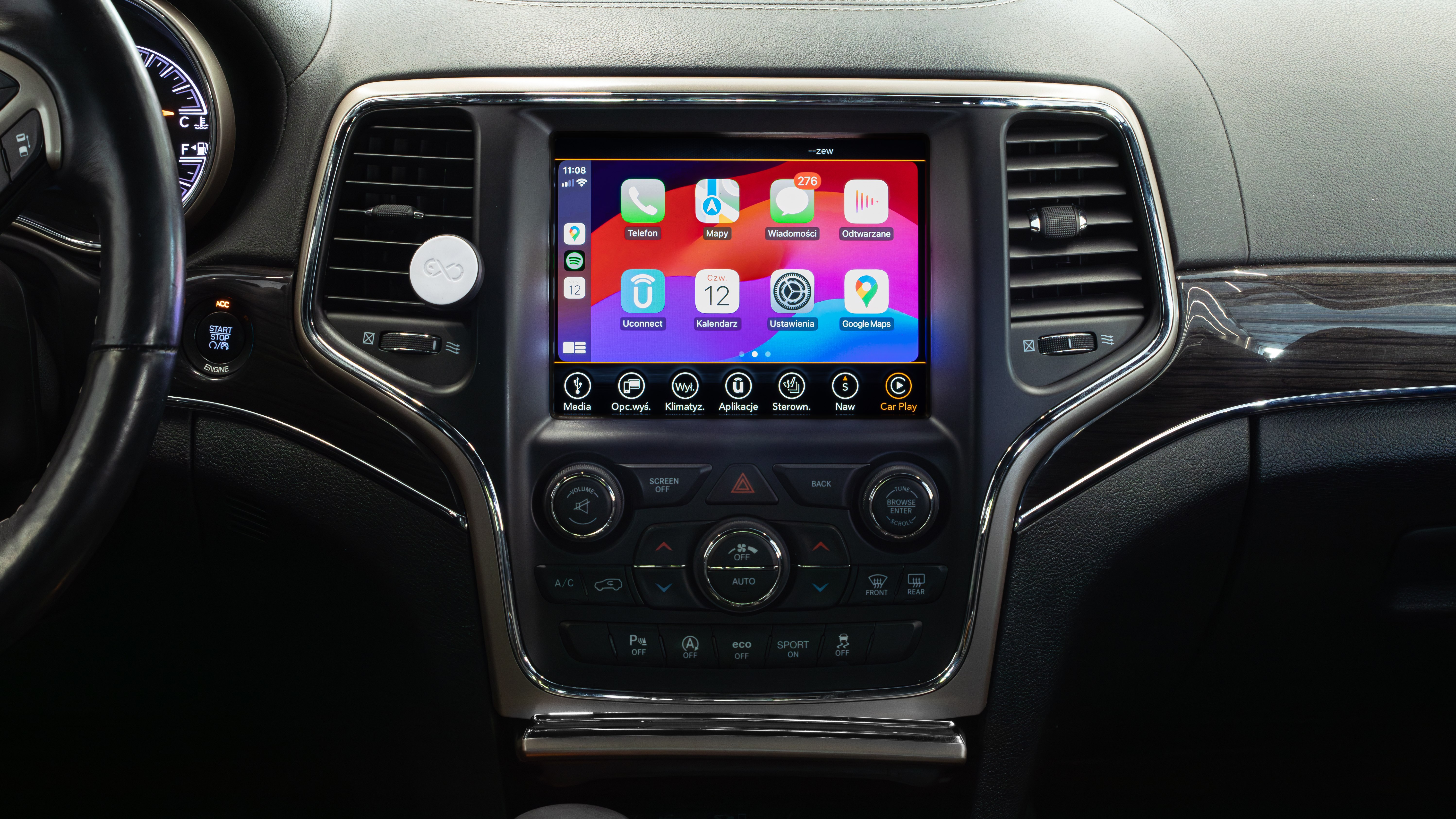 dołożenie Carplay w Jeep