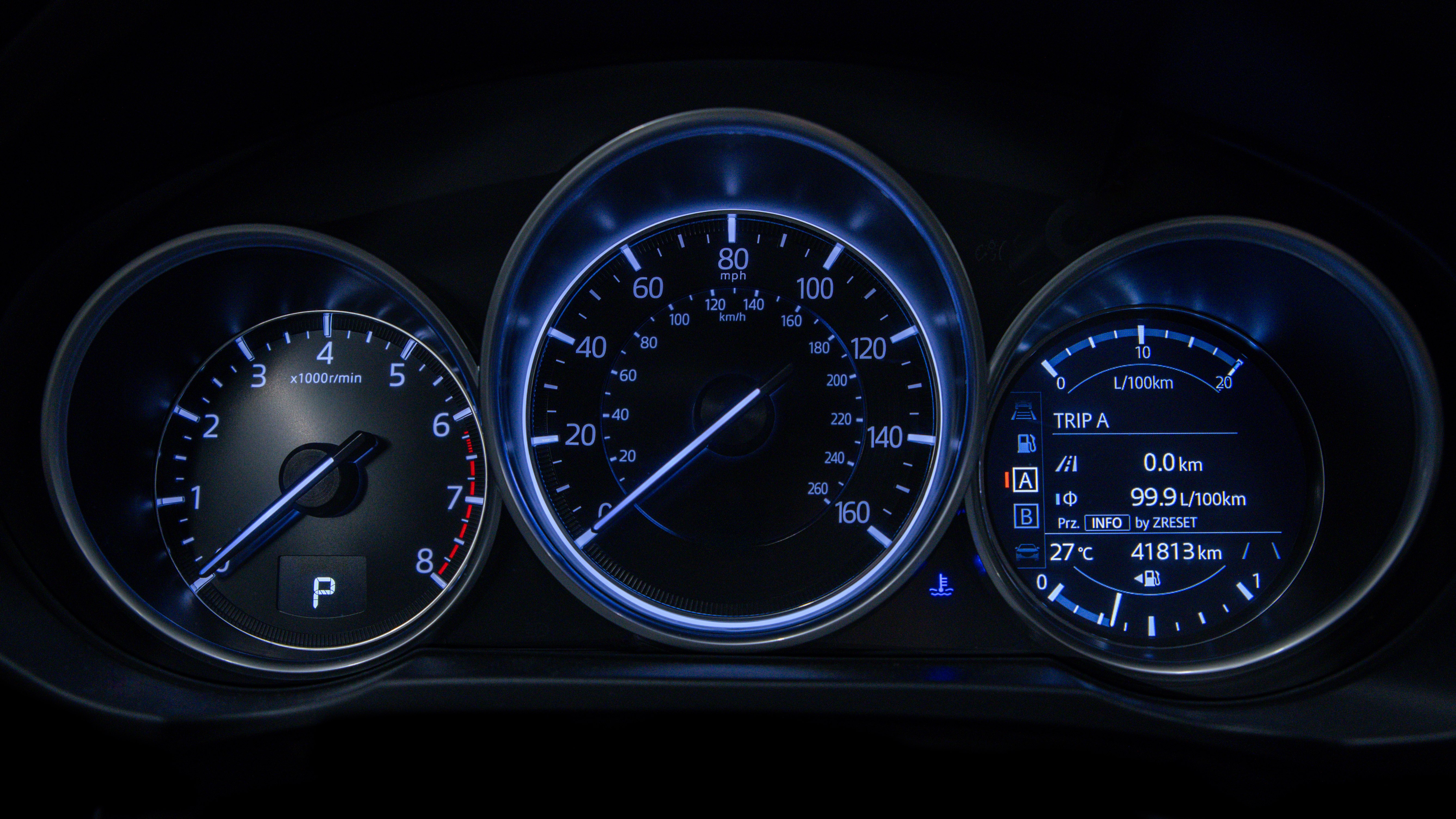 mazda polski język w liczniku