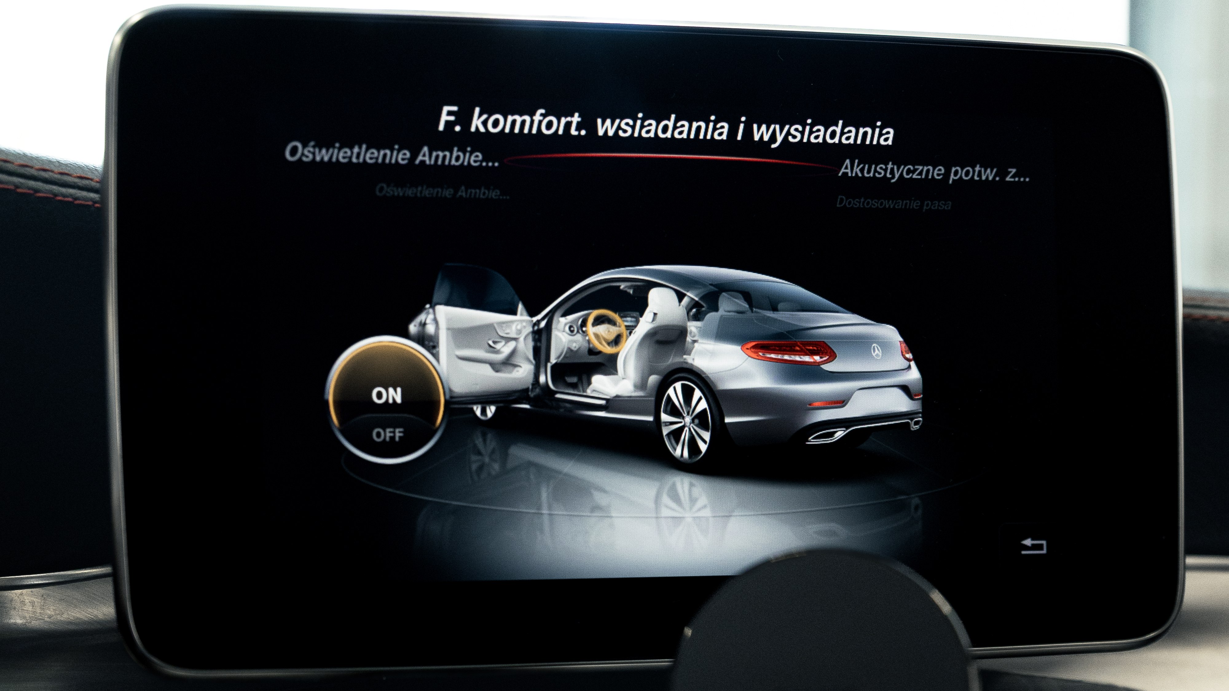 mercedes c43 język polski w menu